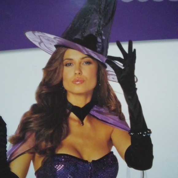 Halloween Costume - Picture 2 of 4